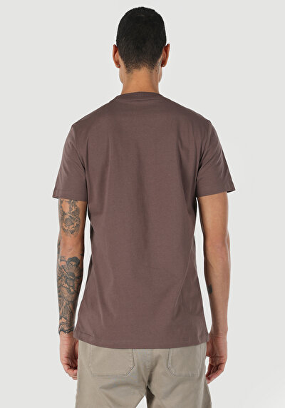 اعرض التفاصيل لـ قصة عادية رقبة مستديرة مستقيم رجالي بني كم قصير تي شيرت