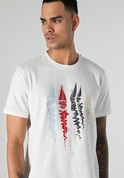 صورة من أبيض للرجال تي شيرت بأكمام قصيرة