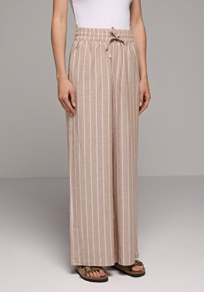 صورة من  للنساء بناطيل