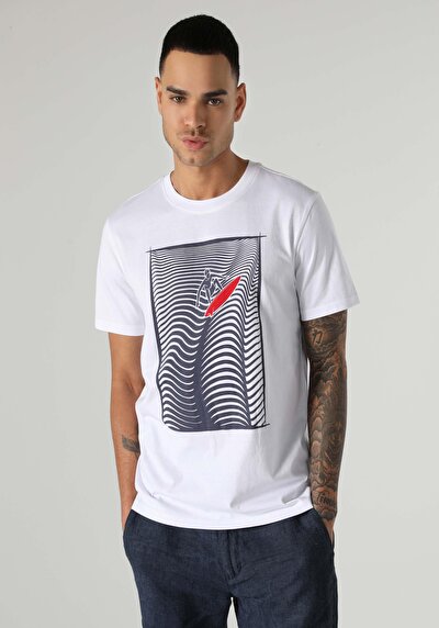 صورة من رقبة مستديرة مطبوعة للرجال أبيض بأكمام قصيرة تي شيرت