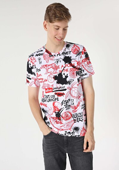 صورة من رقبة مستديرة مطبوعة للرجال أبيض بأكمام قصيرة تي شيرت