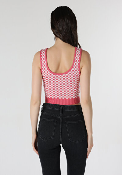 صورة من سليم فيت بلوزة دبابة للنساء باللون الوردي