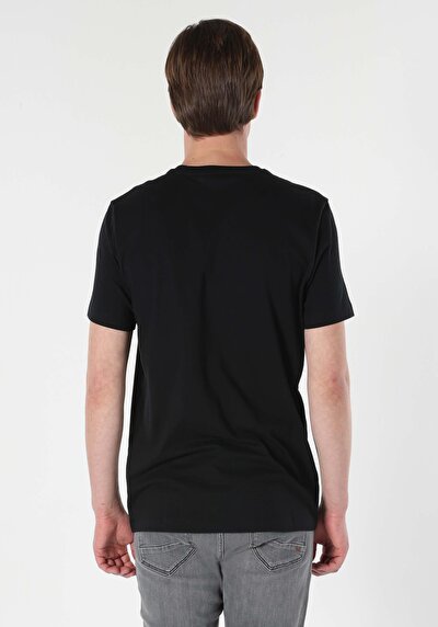صورة من عادي مقاس رقبة مستديرة مستقيم رجالي أسود كم قصير تي شيرت