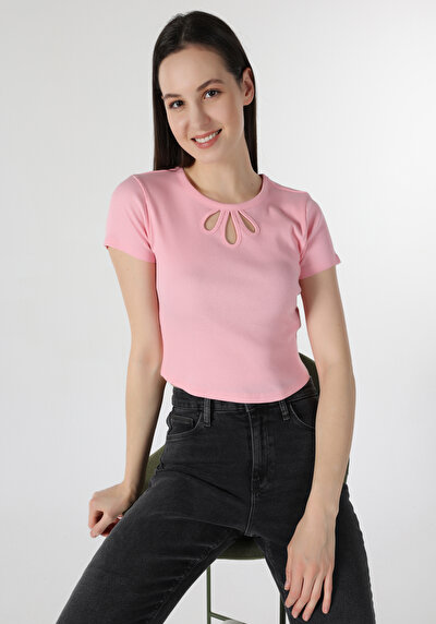 صورة من ضيق قصة رقبة مستديرة نسائي وردي كم قصير تي شيرت