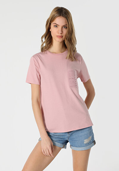 اعرض التفاصيل لـ وردي للنساء تي شيرت بأكمام قصيرة