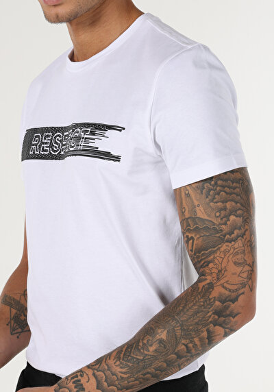 اعرض التفاصيل لـ أبيض للرجال تي شيرت بأكمام قصيرة