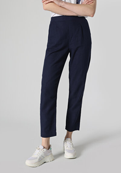 اعرض التفاصيل لـ أزرق بحري للنساء بناطيل