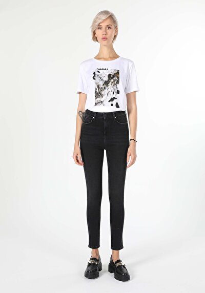 اعرض التفاصيل لـ دينيم للنساء بناطيل