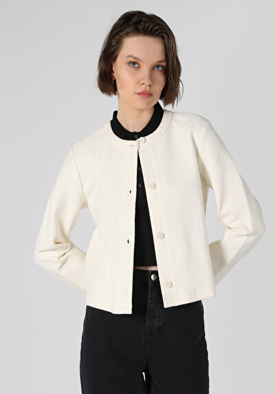 صورة من أبيض للنساء جاكيت سترة
