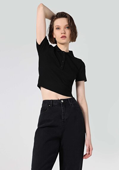 صورة من ضيق قصة بولو رقبة مستقيمة نسائي أسود كم قصير تي شيرت