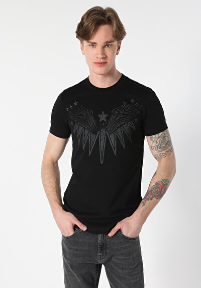 صورة من ضيق  رقبة مستديرة مطبوعة رجالي أسود قصيرة الأكمام تي شيرت