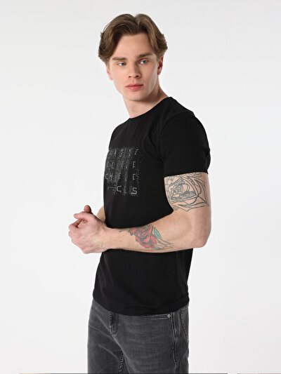 اعرض التفاصيل لـ أسود للرجال تي شيرت بأكمام قصيرة