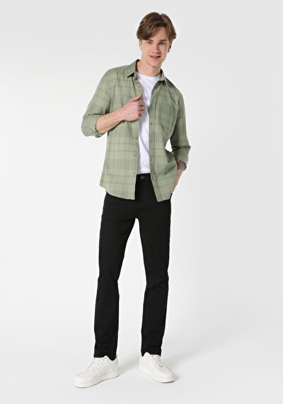 صورة من قميص نحيف رقبة منقوشة رجالي أخضر كم طويل قميص