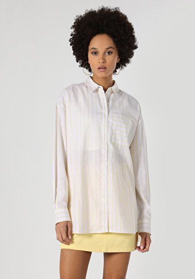 صورة من أصفر للنساء قميص كم طويل