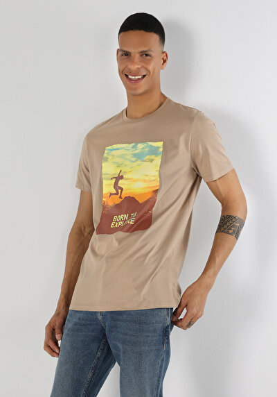 صورة من قصة عادية رقبة مستديرة مستقيم رجالي رمادي كم قصير تي شيرت