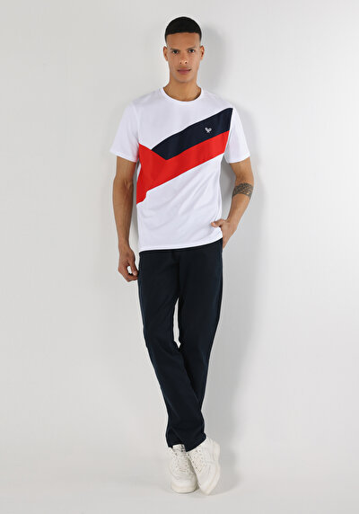 صورة من أبيض للرجال تي شيرت بأكمام قصيرة