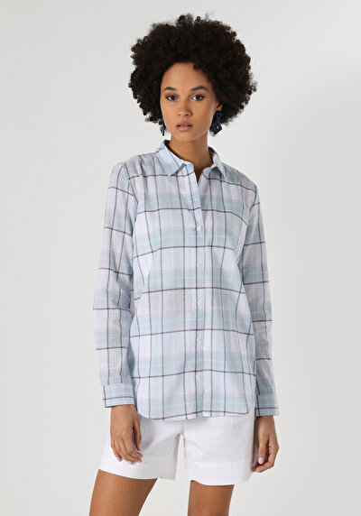 صورة من أزرق للنساء قميص كم طويل