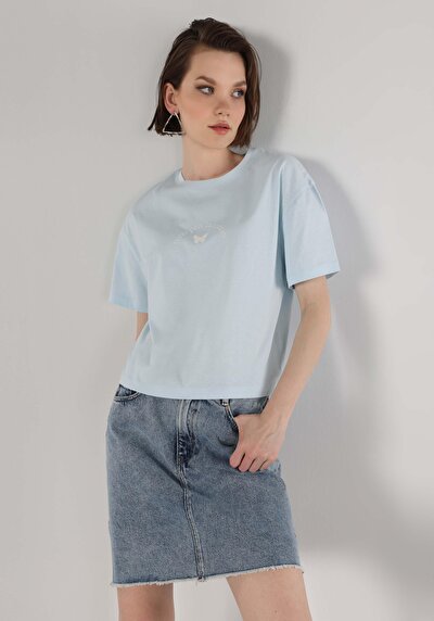 صورة من   رقبة مستديرة مطبوعة نسائية أزرق كم قصير تي شيرت