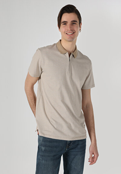 صورة من ياقة بولو عادية مقاس مخطط رجالي بيج كم قصير تي شيرت