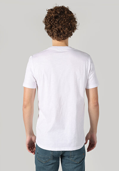 صورة من أبيض للرجال تي شيرت بأكمام قصيرة