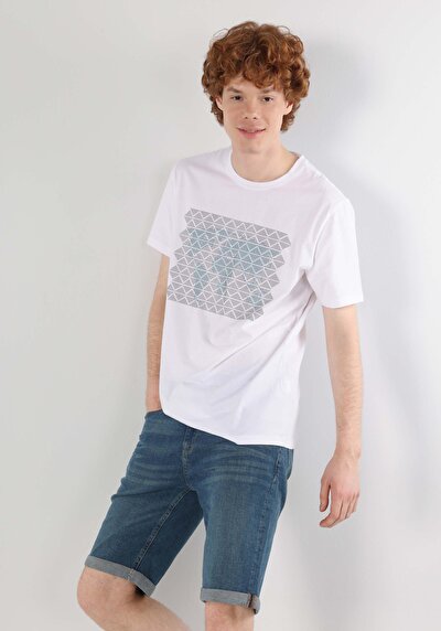 صورة من   رقبة مستديرة مستقيم تي شيرت أبيض بأكمام قصيرة للرجال