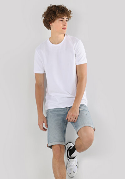 صورة من أبيض للرجال تي شيرت بأكمام قصيرة