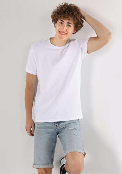 صورة من أبيض للرجال تي شيرت بأكمام قصيرة