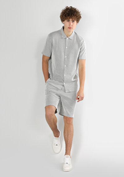 صورة من مقاس عادي مخطط رمادي بولو طوق بولو بأكمام قصيرة تي شيرت Cl1062789 