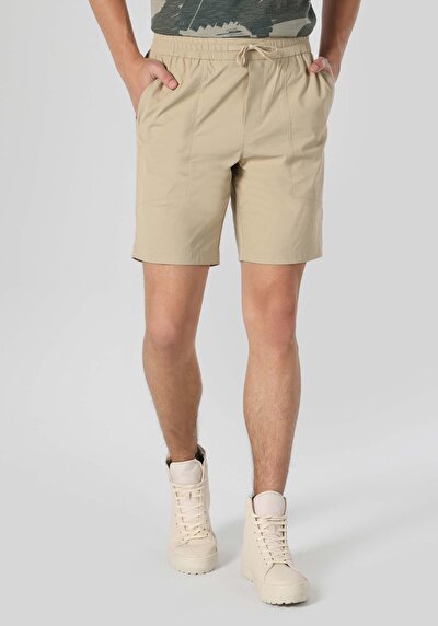 اعرض التفاصيل لـ شورت رجالي متوسط الخصر بقص عادي بيج  