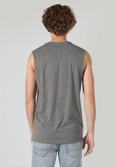 اعرض التفاصيل لـ ملابس عادية للرجال بلوزة بالرمادي