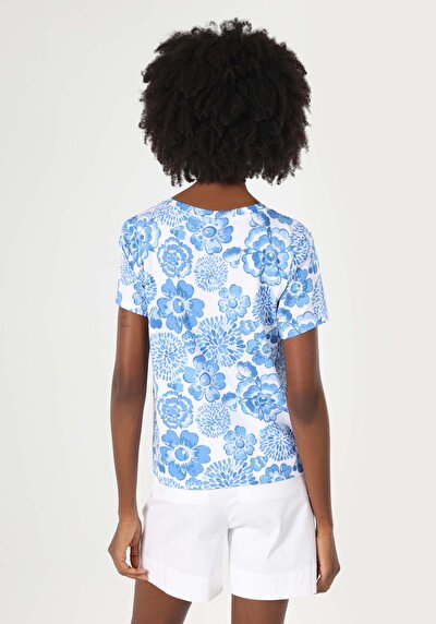 صورة من متعدد الألوان للنساء تي شيرت بأكمام قصيرة