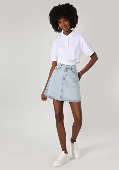 صورة من بولو رقبة مستقيم نسائي أبيض كم قصير تي شيرت