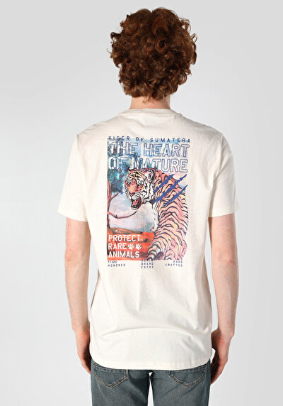 صورة من أبيض للرجال تي شيرت بأكمام قصيرة