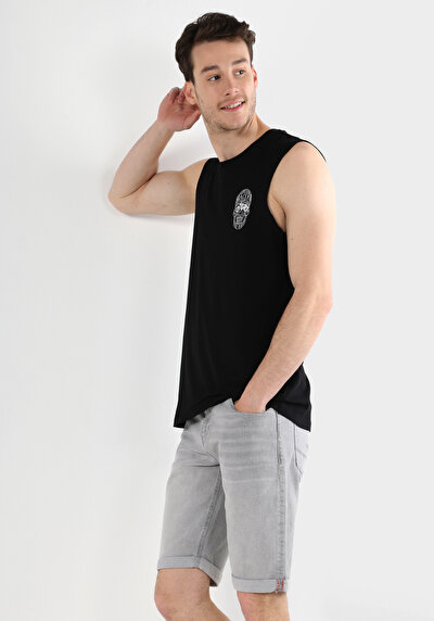 صورة من أسود للرجال رياضي