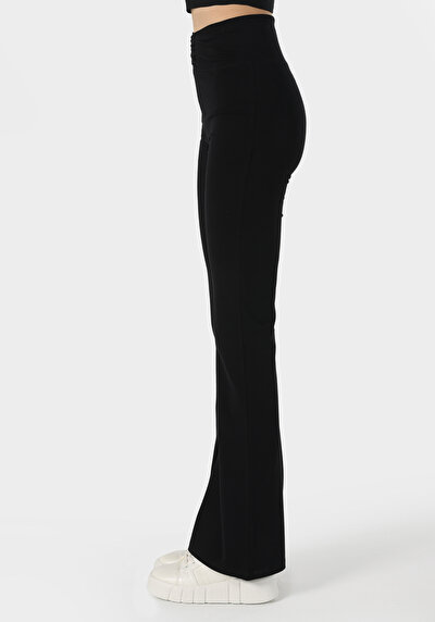 اعرض التفاصيل لـ أسود للنساء بنطال رياضي