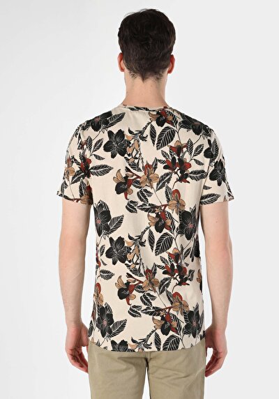 صورة من رقبة مستديرة مطبوعة رجالي بيج كم قصير تي شيرت