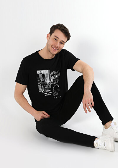 صورة من عادي مقاس رقبة مستديرة مستقيم رجالي أسود كم قصير تي شيرت