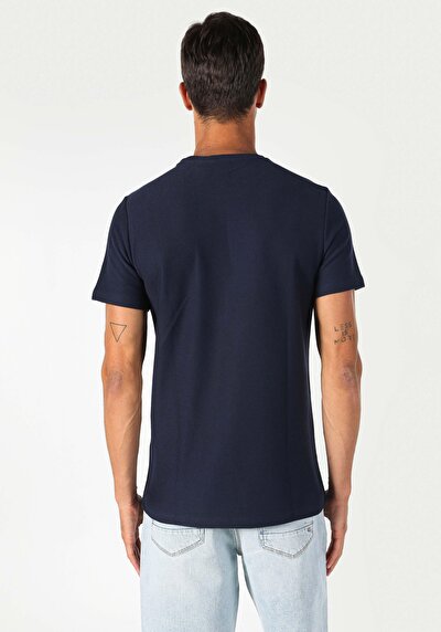 صورة من رقبة مستديرة جاكار رجالي أزرق كحلي كم قصير تي شيرت