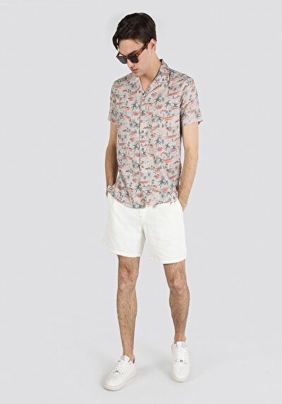 اعرض التفاصيل لـ قميص عادي رقبة مطبوع رجالي بيج كم قصير قميص