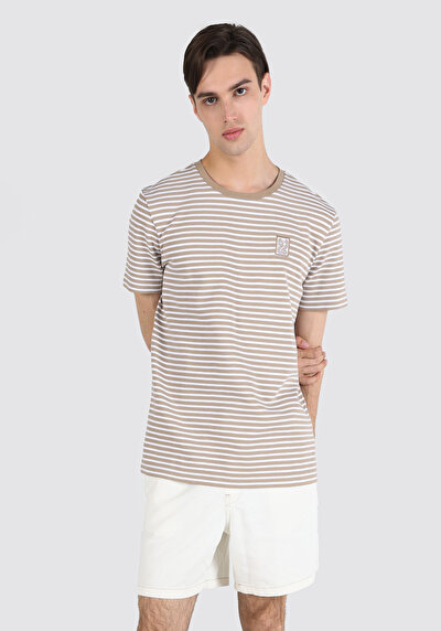 اعرض التفاصيل لـ بيج للرجال تي شيرت بأكمام قصيرة