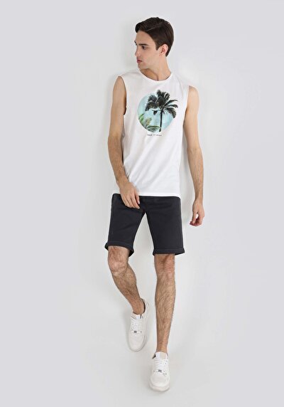 اعرض التفاصيل لـ ملابس عادية للرجال بلوزة بيضاء