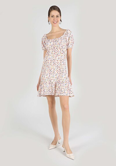 صورة من  عادي أزهار نسائي متعدد الألوان فستان قصير الأكمام