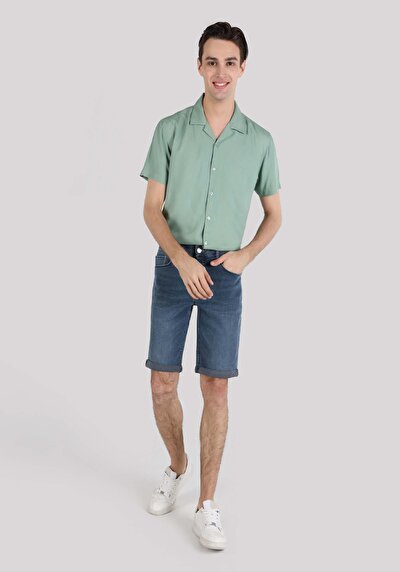 صورة من مستقيم  خصر منخفض للرجال الدنيم جينز شورت