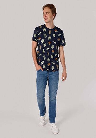 صورة من رقبة مستديرة مطبوعة رجالي أزرق كحلي كم قصير تي شيرت