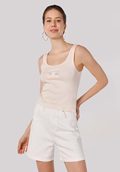 صورة من   نسائي Ecru تانك بلوزة