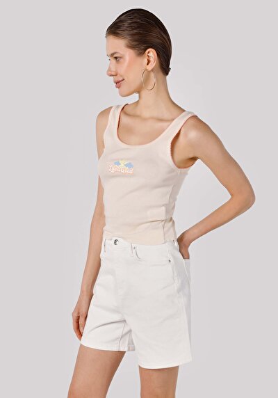 صورة من نسائي Ecru تانك بلوزة
