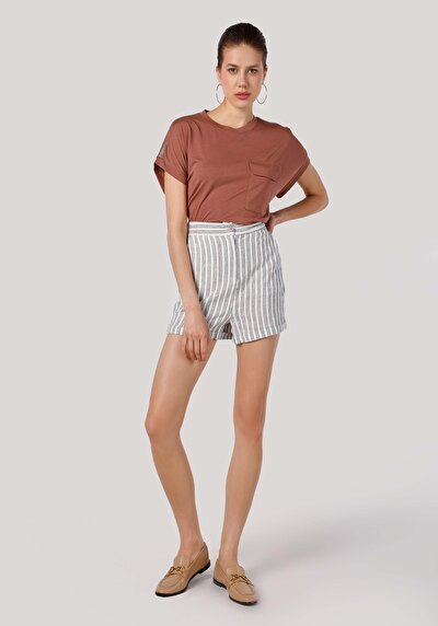 اعرض التفاصيل لـ عادي مناسب للخصر العالي شورت نسائي أبيض