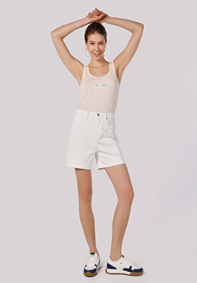 صورة من أنتراسيت للنساء شورت