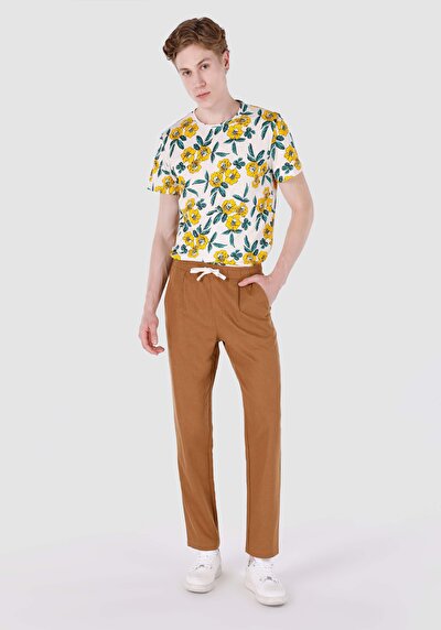 صورة من عادي   الخصر مستقيم الساق الرجال البنطلون البني