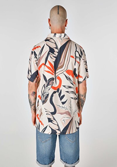 اعرض التفاصيل لـ قميص عادي رقبة مطبوع رجالي بيج كم قصير قميص